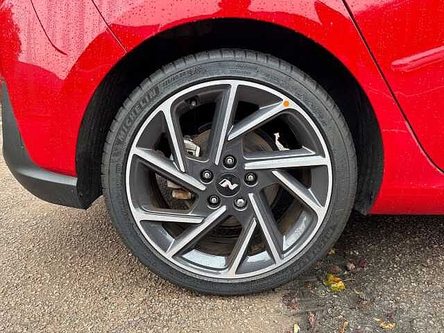 Hyundai I30 1.5T GDi N Line 5dr Red