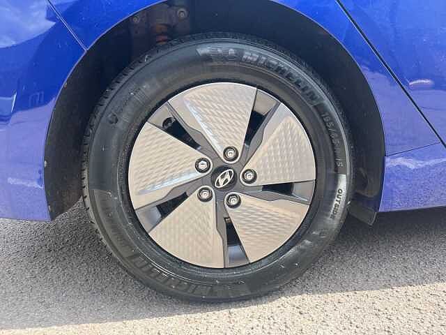 Hyundai Ioniq 1.6 GDi Hybrid Premium 5dr DCT