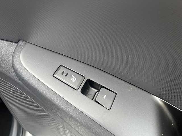 Hyundai Ioniq 1.6 GDi Hybrid Premium SE 5dr DCT