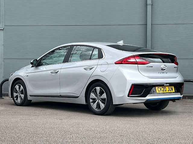Hyundai IONIQ 1.6 GDi Plug-in Hybrid Premium SE 5dr DCT Silver