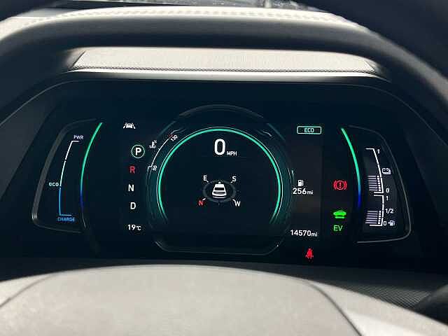Hyundai IONIQ 1.6 GDi Hybrid Premium 5dr DCT Grey