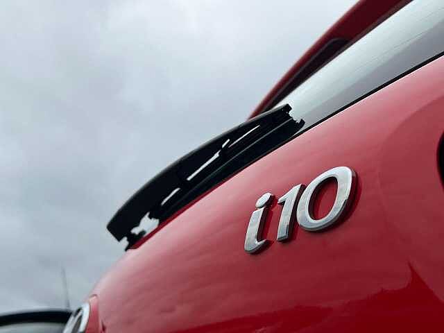 Hyundai I10 1.0 SE 5dr Red
