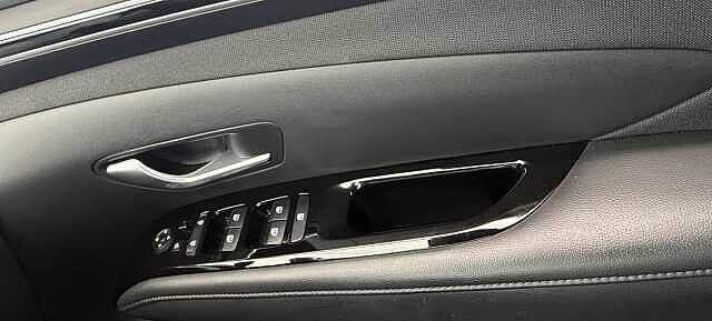 Hyundai TUCSON 1.6 T-GDi Premium Euro 6 (s/s) 5dr Silver