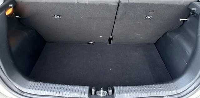 Hyundai I10 1.0 Premium Euro 6 (s/s) 5dr White