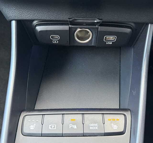 Hyundai I20 1.0T GDi Premium 5dr DCT Red