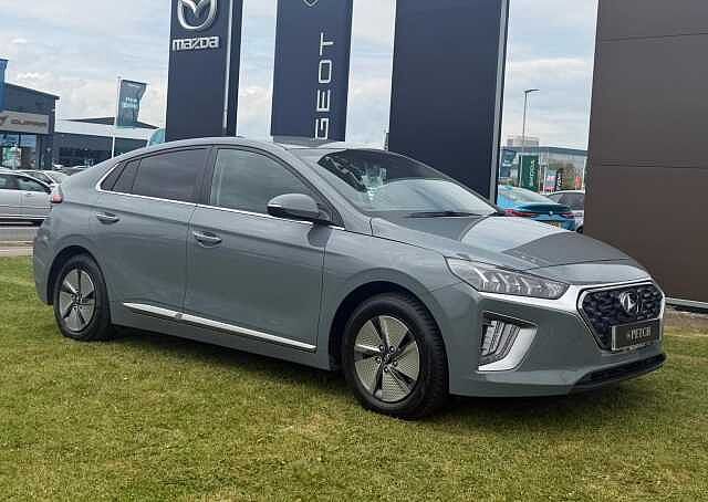 Hyundai IONIQ 1.6 GDi Hybrid Premium 5dr DCT