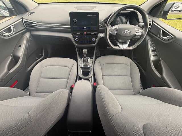 Hyundai IONIQ 1.6 GDi Hybrid Premium 5dr DCT