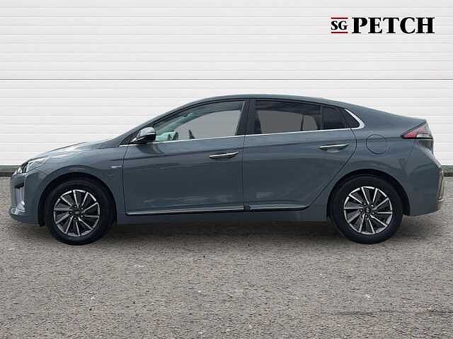 Hyundai IONIQ 100kW Premium SE 38kWh 5dr Auto