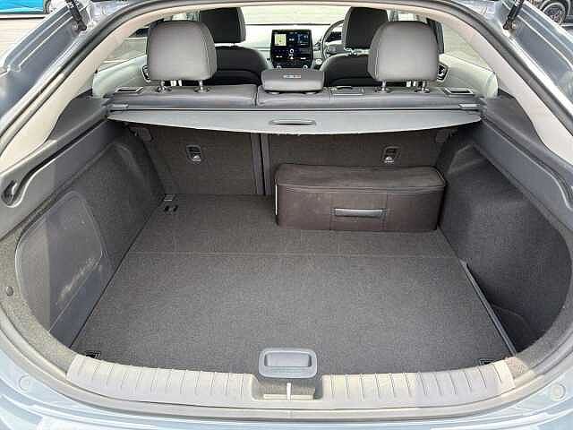 Hyundai IONIQ 100kW Premium SE 38kWh 5dr Auto