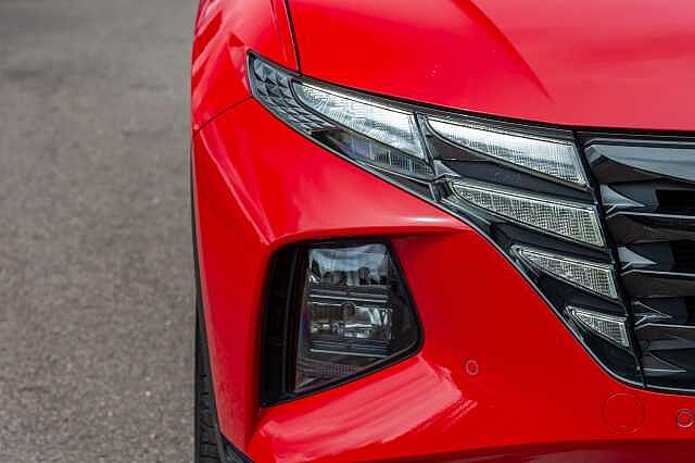 Hyundai TUCSON HYBRID 1.6 T-GDi (230ps) Ultimate Red