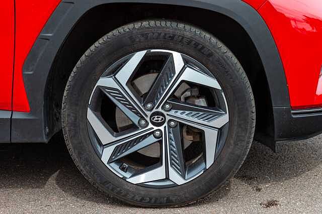 Hyundai TUCSON HYBRID 1.6 T-GDi (230ps) Ultimate Red