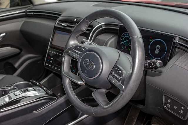 Hyundai TUCSON HYBRID 1.6 T-GDi (230ps) Ultimate Red