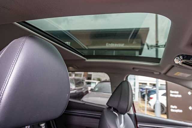 Hyundai TUCSON HYBRID 1.6 T-GDi (230ps) Ultimate Red