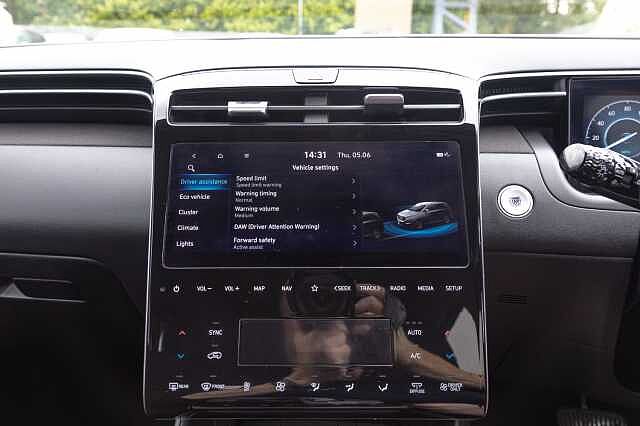 Hyundai TUCSON HYBRID 1.6 T-GDi (230ps) Premium Grey