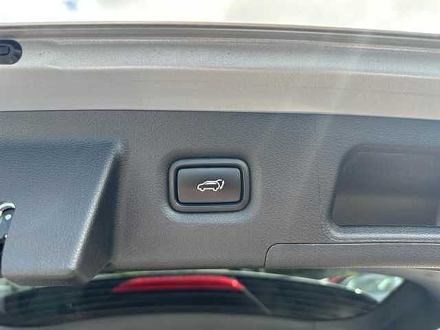 Hyundai SANTA FE 1.6 TGDi Hybrid Premium 5dr Auto Silver