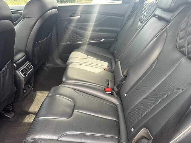Hyundai SANTA FE 1.6 TGDi Hybrid Premium 5dr Auto Silver