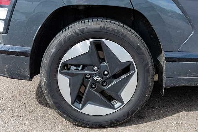 Hyundai KONA 160kW Advance 65kWh 5dr Auto Grey