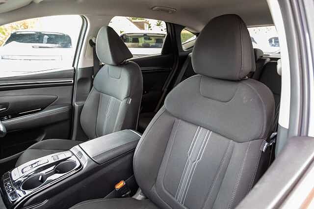 Hyundai TUCSON 1.6 TGDi Hybrid 230 SE Connect 5dr 2WD Auto Silver