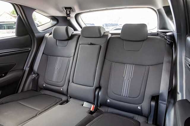 Hyundai TUCSON 1.6 TGDi Hybrid 230 SE Connect 5dr 2WD Auto Silver