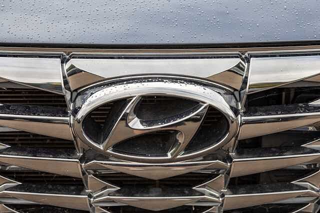 Hyundai TUCSON 1.6 TGDi Hybrid 230 Premium 5dr 2WD Auto Grey