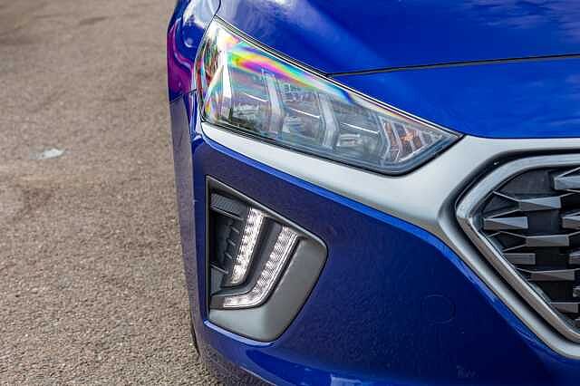 Hyundai IONIQ 1.6 GDi Hybrid Premium 5dr DCT Blue