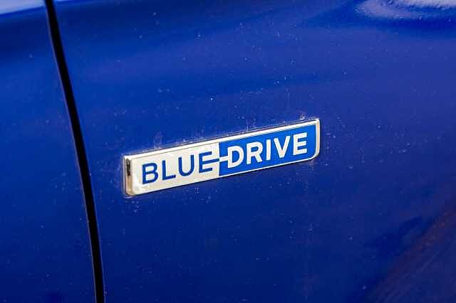 Hyundai IONIQ 1.6 GDi Hybrid Premium 5dr DCT Blue
