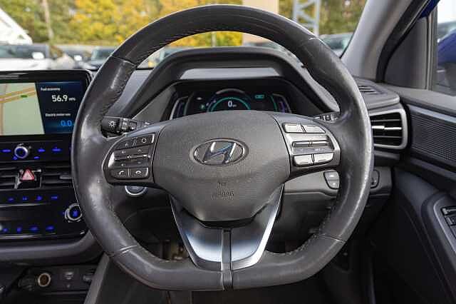 Hyundai IONIQ 1.6 GDi Hybrid Premium 5dr DCT Blue