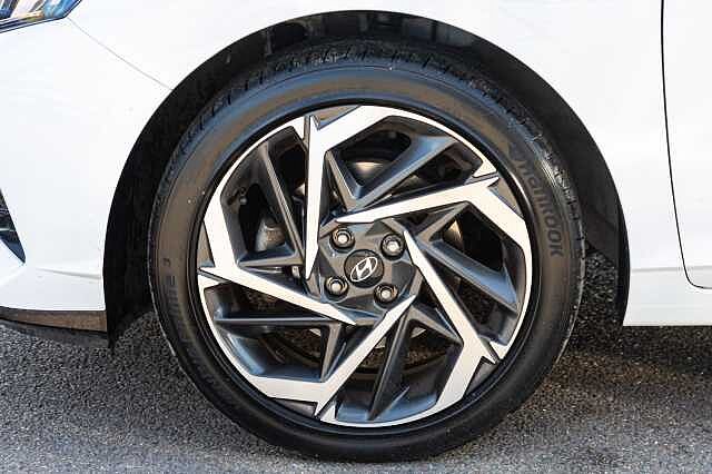 Hyundai I20 1.0T GDi 48V MHD Premium 5dr DCT White