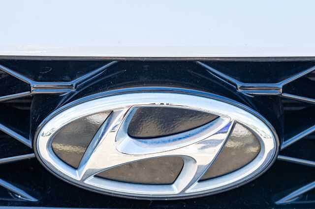 Hyundai I20 1.0T GDi 48V MHD Premium 5dr DCT White