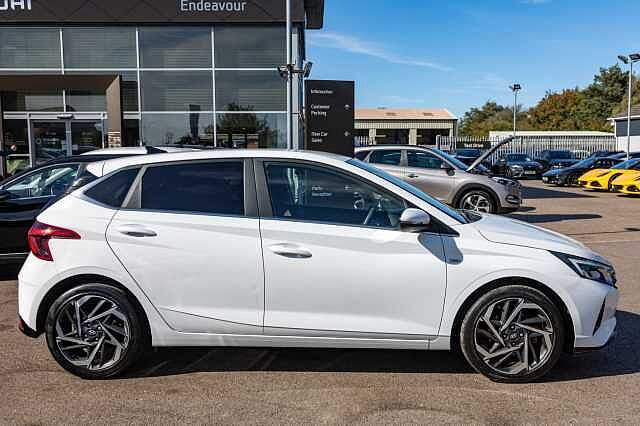 Hyundai I20 1.0T GDi 48V MHD Premium 5dr DCT White