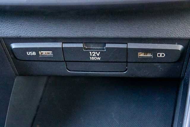 Hyundai I20 1.0T GDi 48V MHD Premium 5dr DCT White