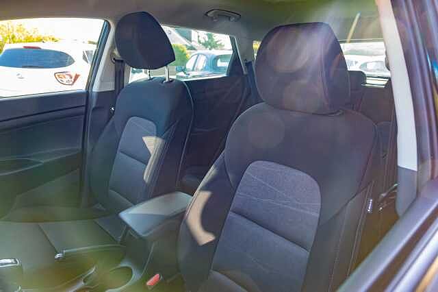 Hyundai TUCSON 1.6 GDi SE Nav 5dr 2WD Black