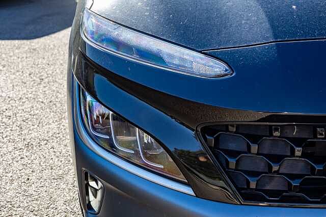 Hyundai KONA 1.6 GDi Hybrid Ultimate 5dr DCT Black