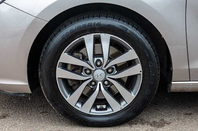 Hyundai I30 1.0T GDI SE Nav 5dr Beige