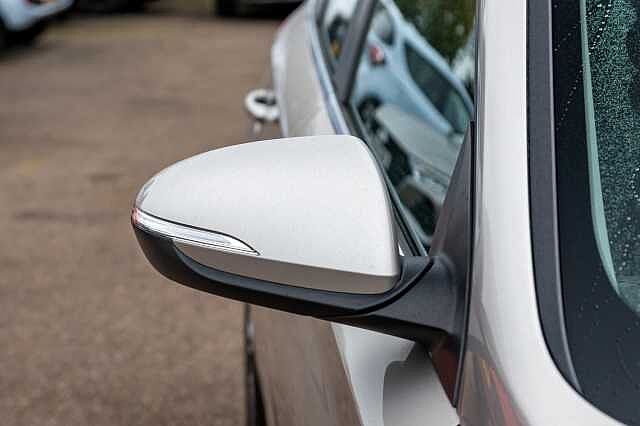 Hyundai I30 1.0T GDI SE Nav 5dr Beige