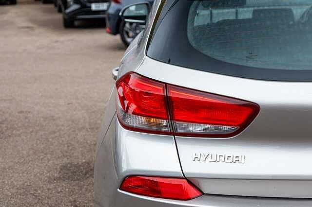 Hyundai I30 1.0T GDI SE Nav 5dr Beige
