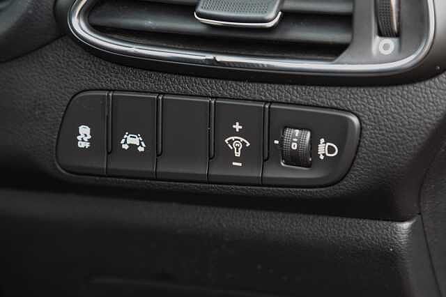 Hyundai I30 1.0T GDI SE Nav 5dr Beige