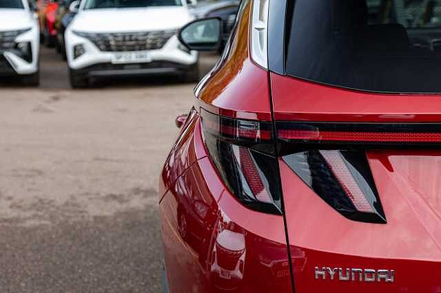 Hyundai TUCSON 1.6 TGDi Hybrid 230 Premium 5dr 2WD Auto Red