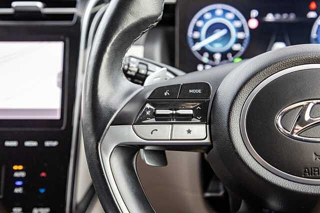 Hyundai TUCSON 1.6 TGDi Hybrid 230 Premium 5dr 2WD Auto Red