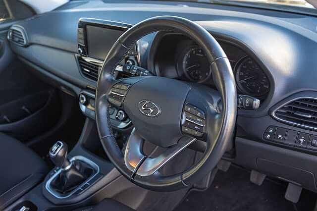 Hyundai i30 1.0T GDI SE Nav 5dr