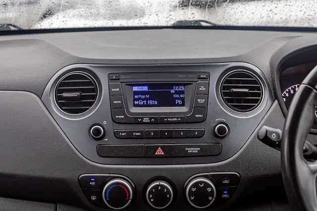 Hyundai i10 1.0 SE 5dr