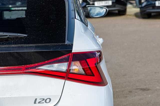 Hyundai I20 1.0T GDi 90 Tech Line 5dr White
