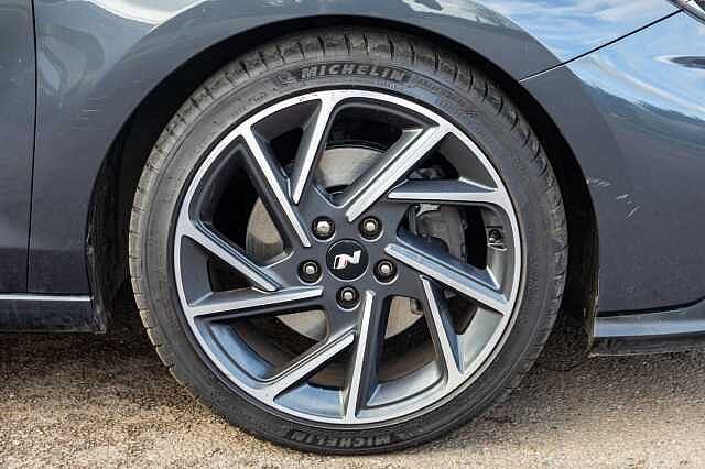 Hyundai i30 Fastback 1.5T GDi N Line 5dr DCT
