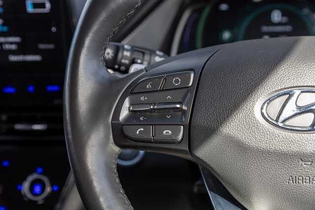 Hyundai IONIQ 100kW Premium 38kWh 5dr Auto