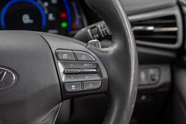 Hyundai IONIQ 100kW Premium 38kWh 5dr Auto