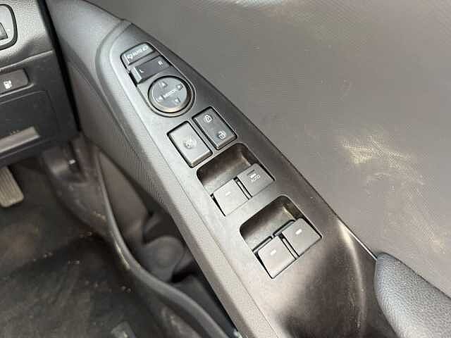 Hyundai IONIQ 100kW Premium SE 38kWh 5dr Auto