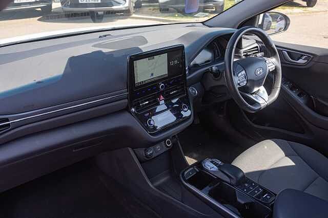 Hyundai IONIQ 100kW Premium 38kWh 5dr Auto