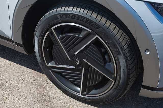 Hyundai IONIQ 5 239kW Ultimate 84 kWh 5dr AWD Auto Grey