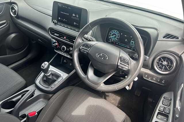 Hyundai KONA 1.0 TGDi 48V MHEV SE Connect 5dr White