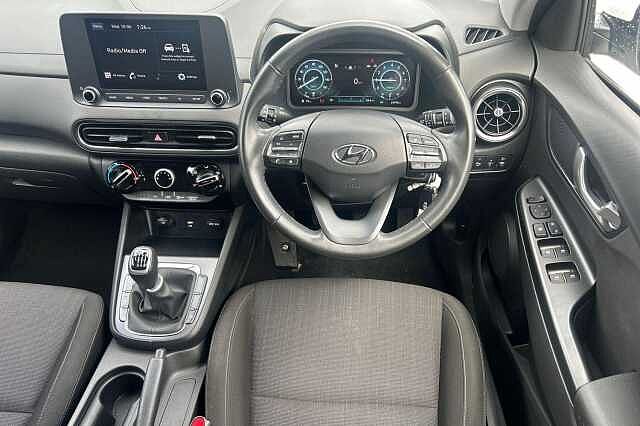 Hyundai KONA 1.0 TGDi 48V MHEV SE Connect 5dr White